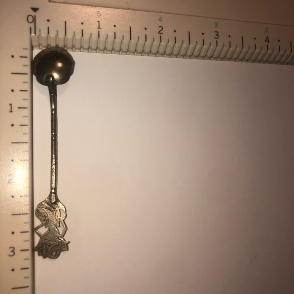 VTG 800 Silver Indonesian Yogya Salt Spoon with Wayang Figure Handle 3” - Picture 4 of 4